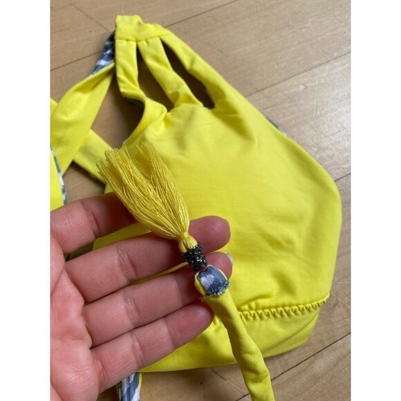 BECCA "Ferocious" Reversible Halter Bikini Top Womens BNWOT Yellow - Picture 4 of 6